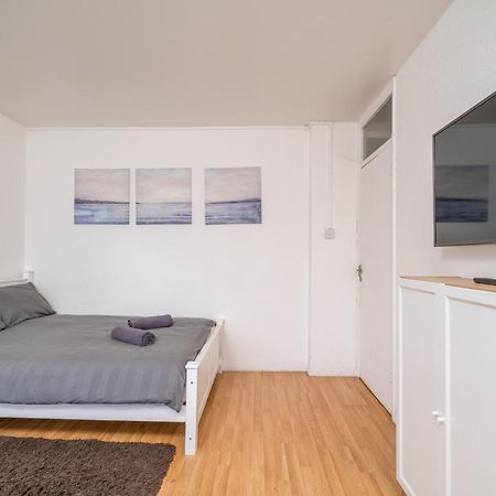 Spacious 1 Bed Flat In Dalston ロンドン エクステリア 写真